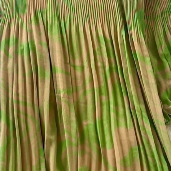 Aritzia Wilfred Daydreamer Midi Dress, size M - Picture 4 of 8